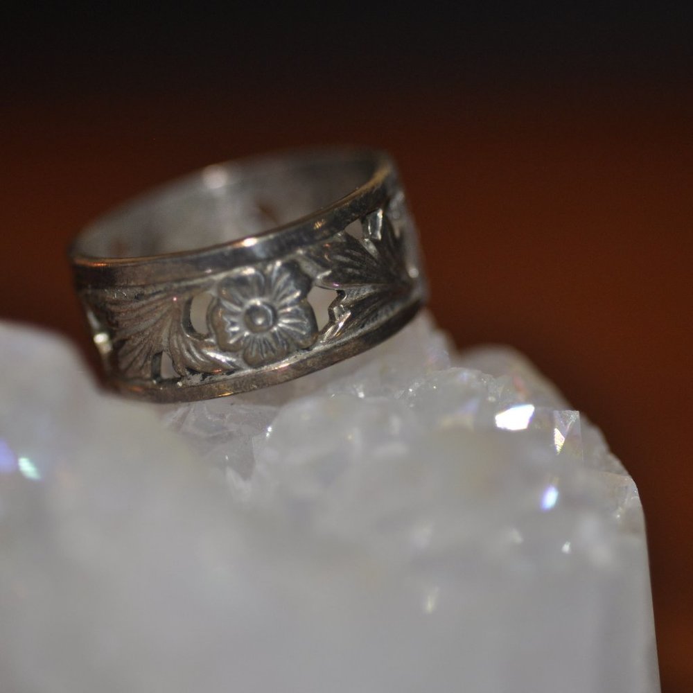 Ornate Floral Band